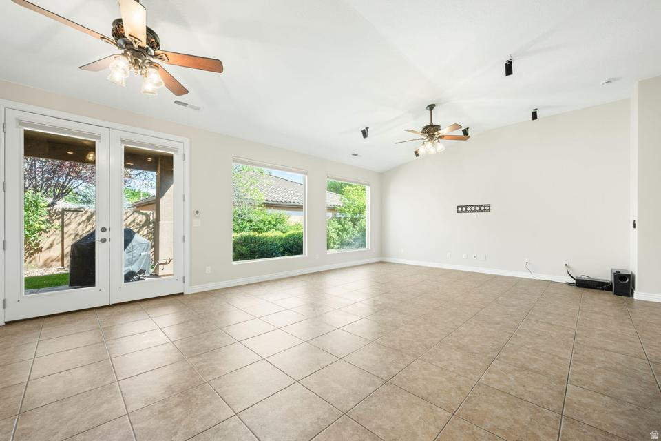 OLIVE GROVE - Residential