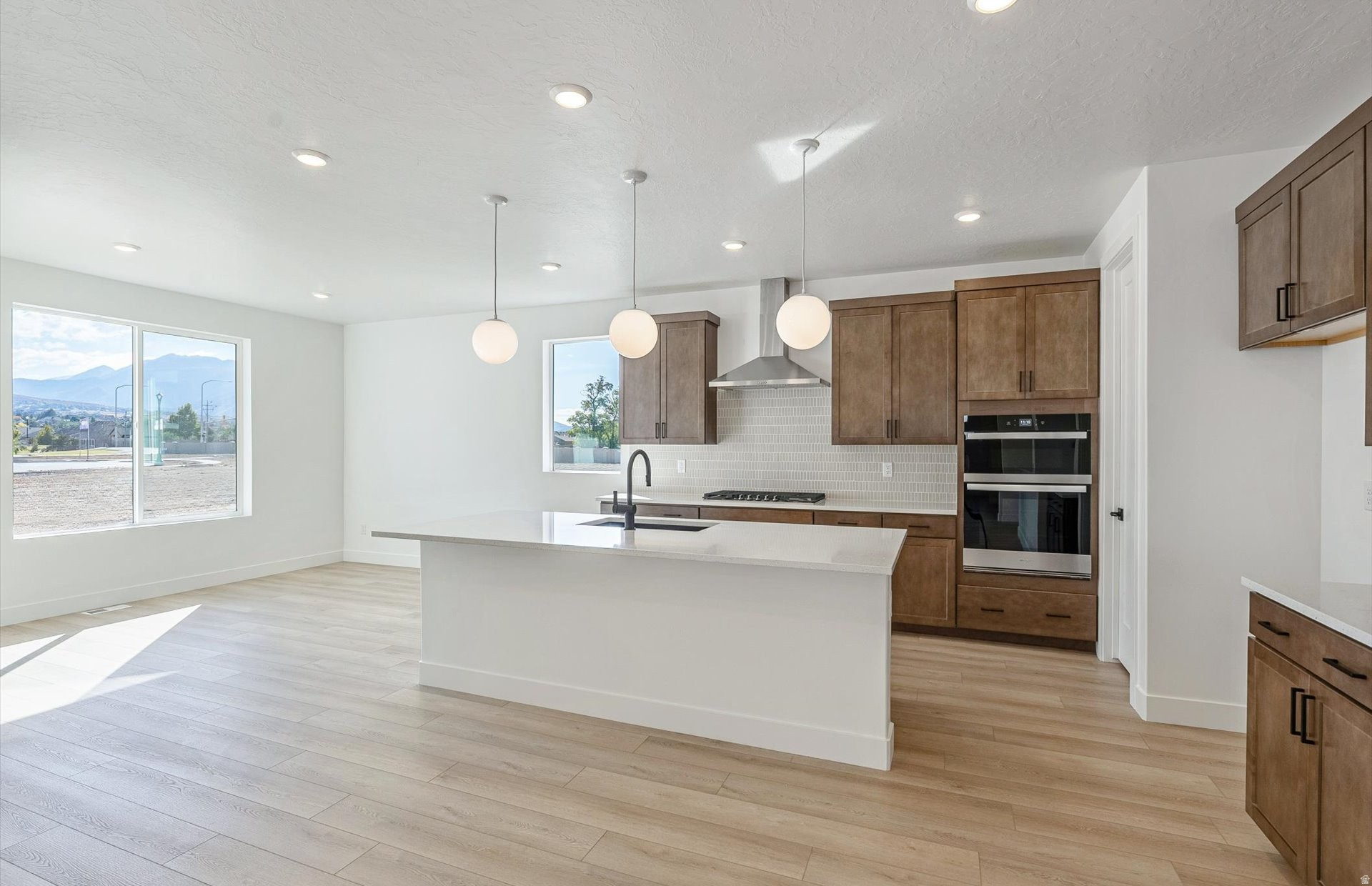 VALLEY VIEW - Residential