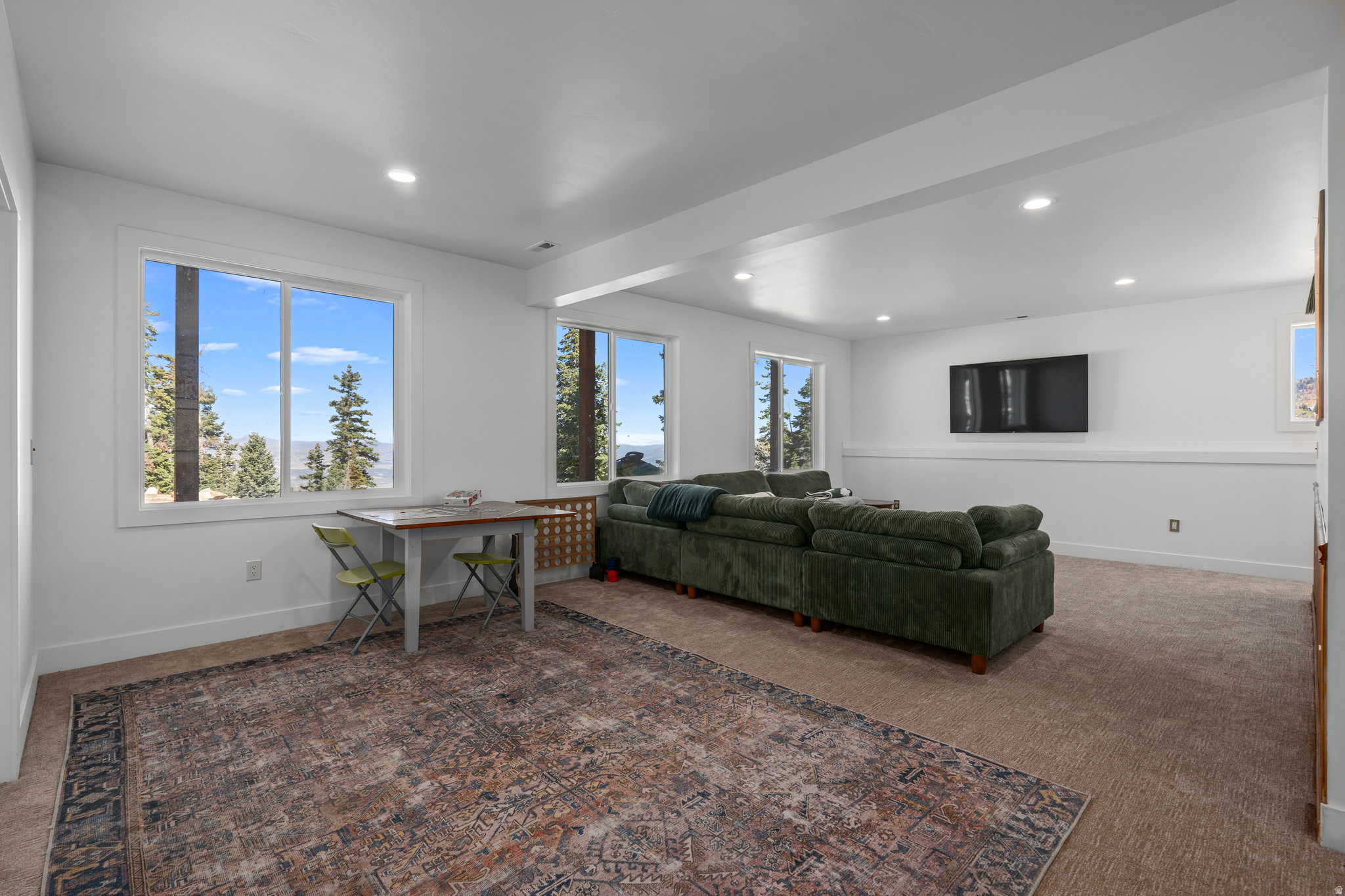 PINE RIDGE ESTATES - Land