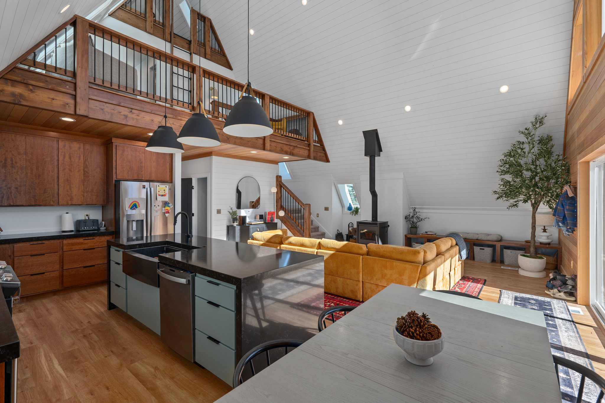 PINE RIDGE ESTATES - Land