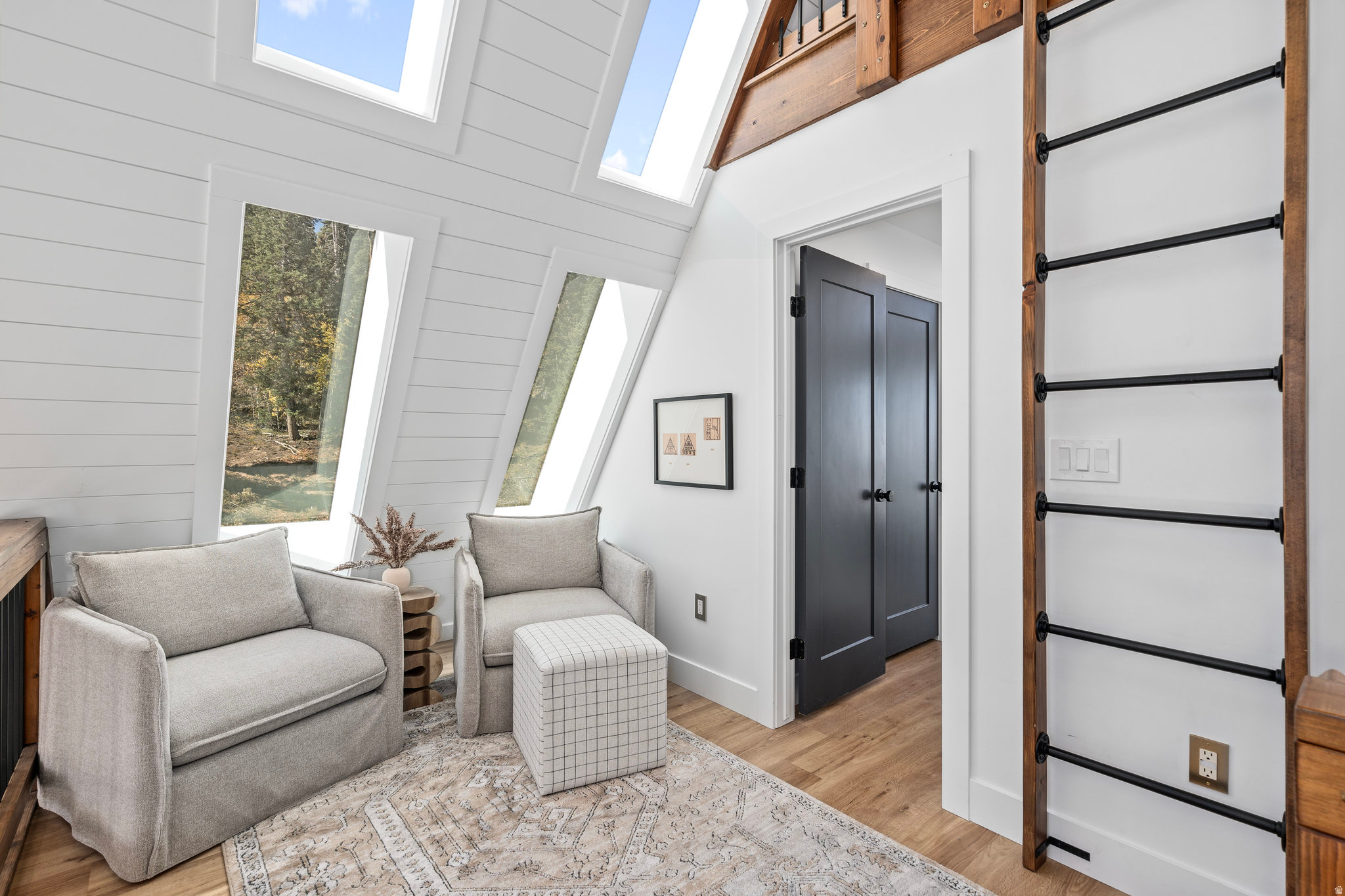 PINE RIDGE ESTATES - Land