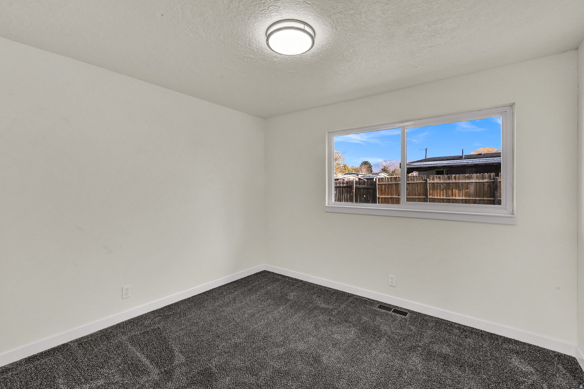 ROI DELL SUBDIVISION NO 2 - Residential