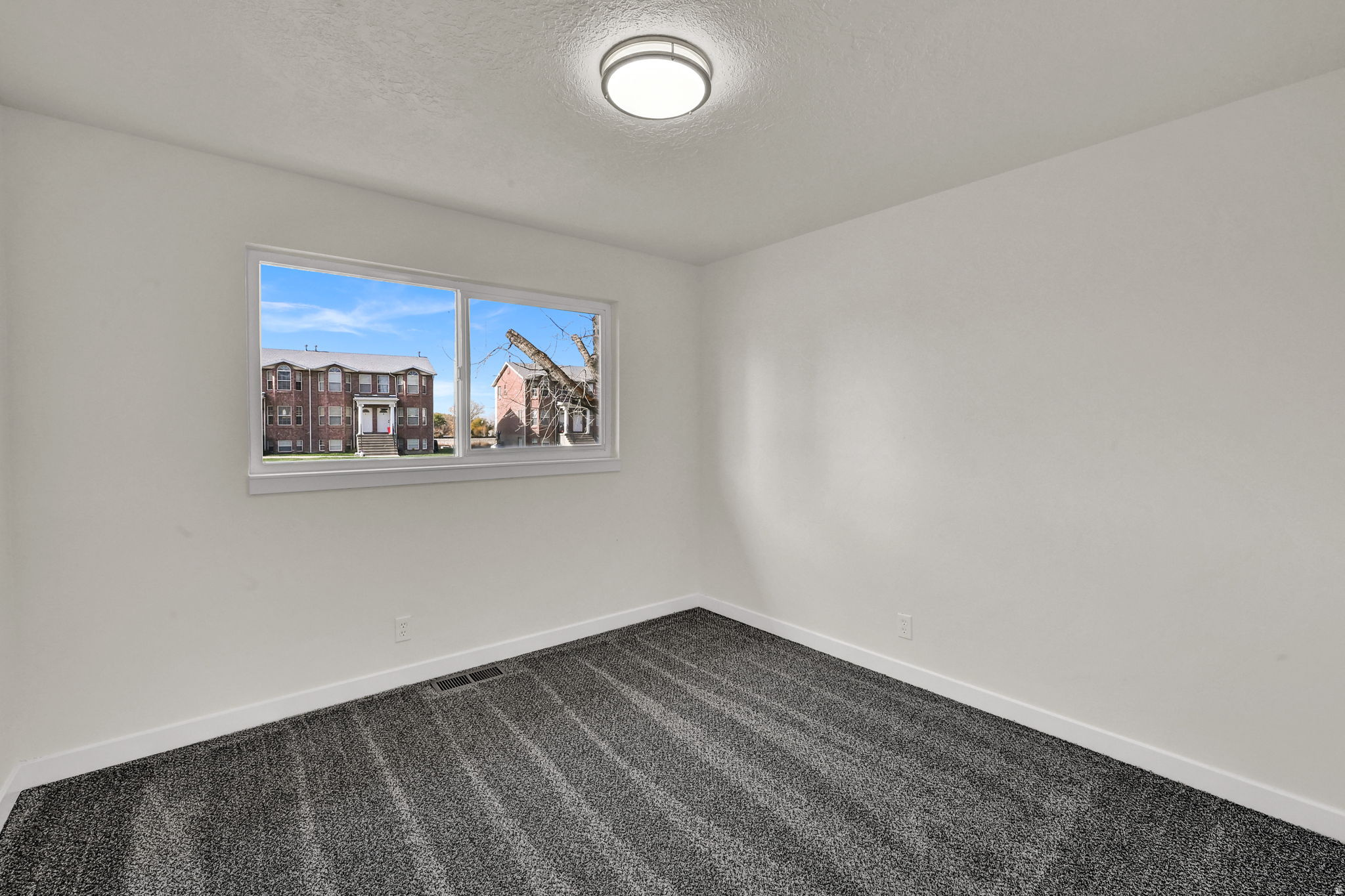 ROI DELL SUBDIVISION NO 2 - Residential