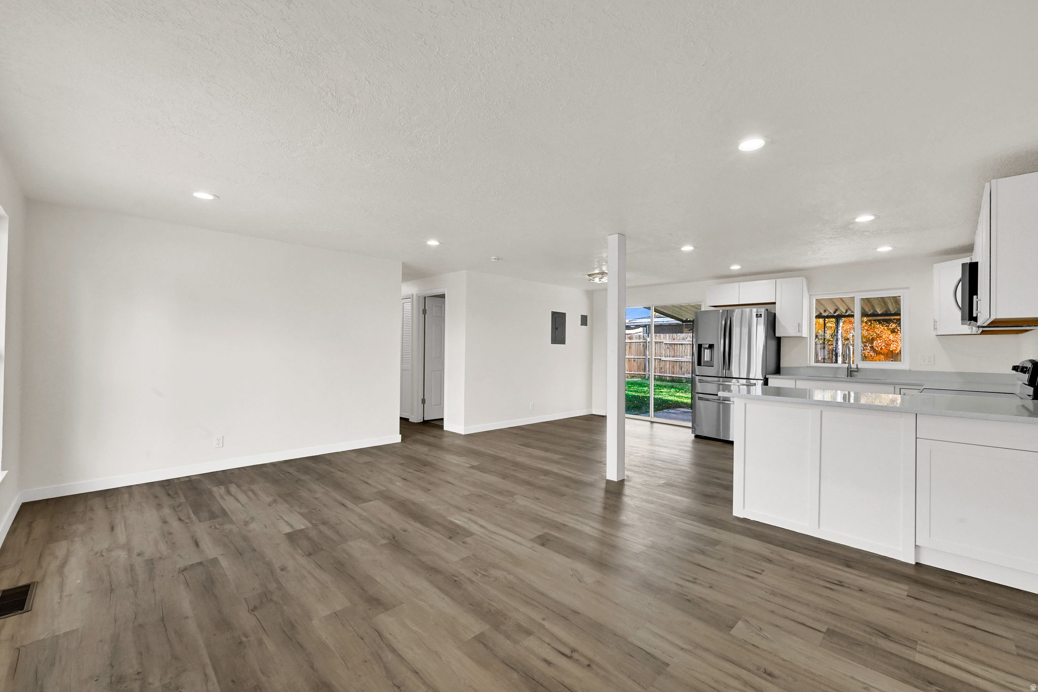 ROI DELL SUBDIVISION NO 2 - Residential