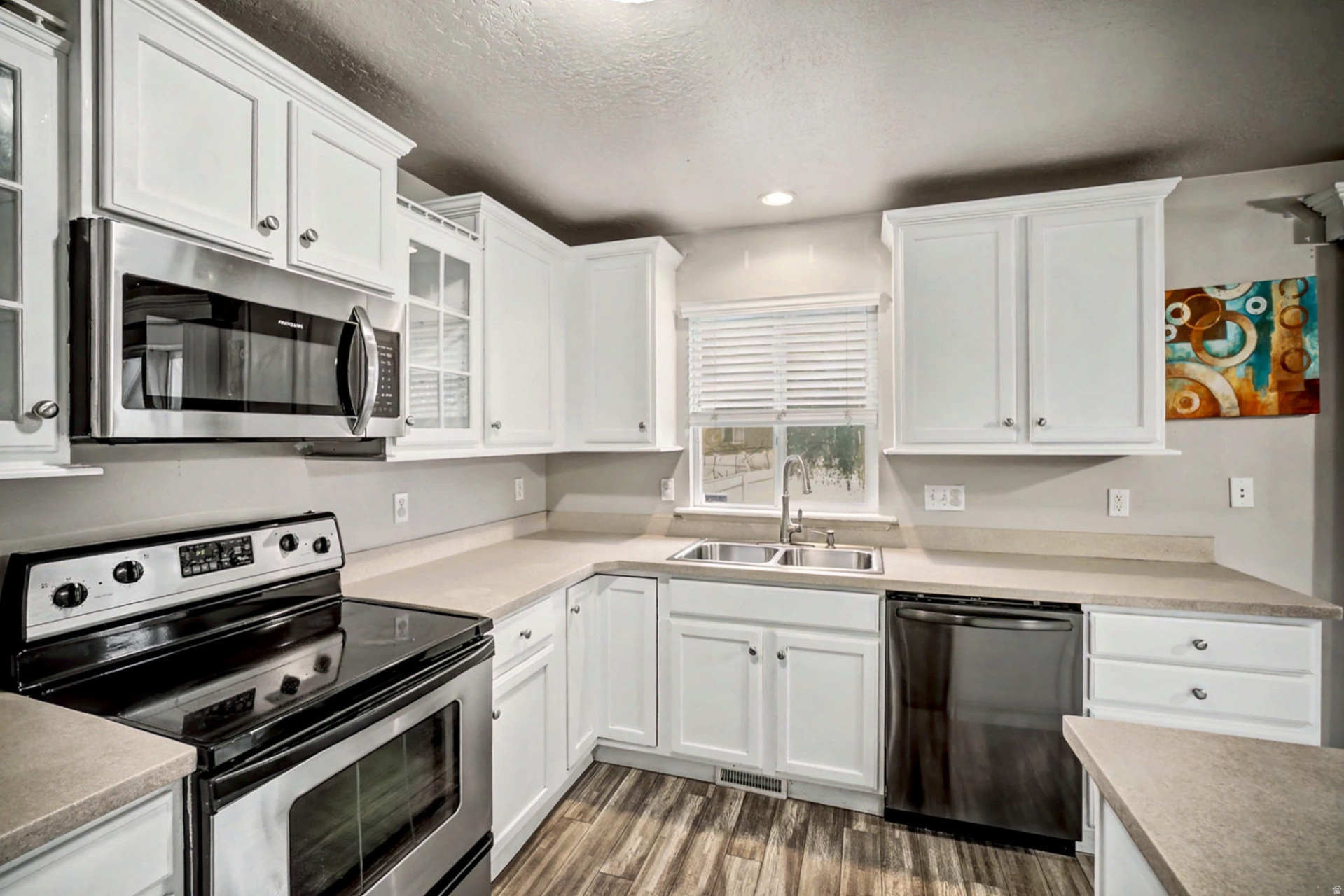 PILGRIMS LANDING - Residential Income