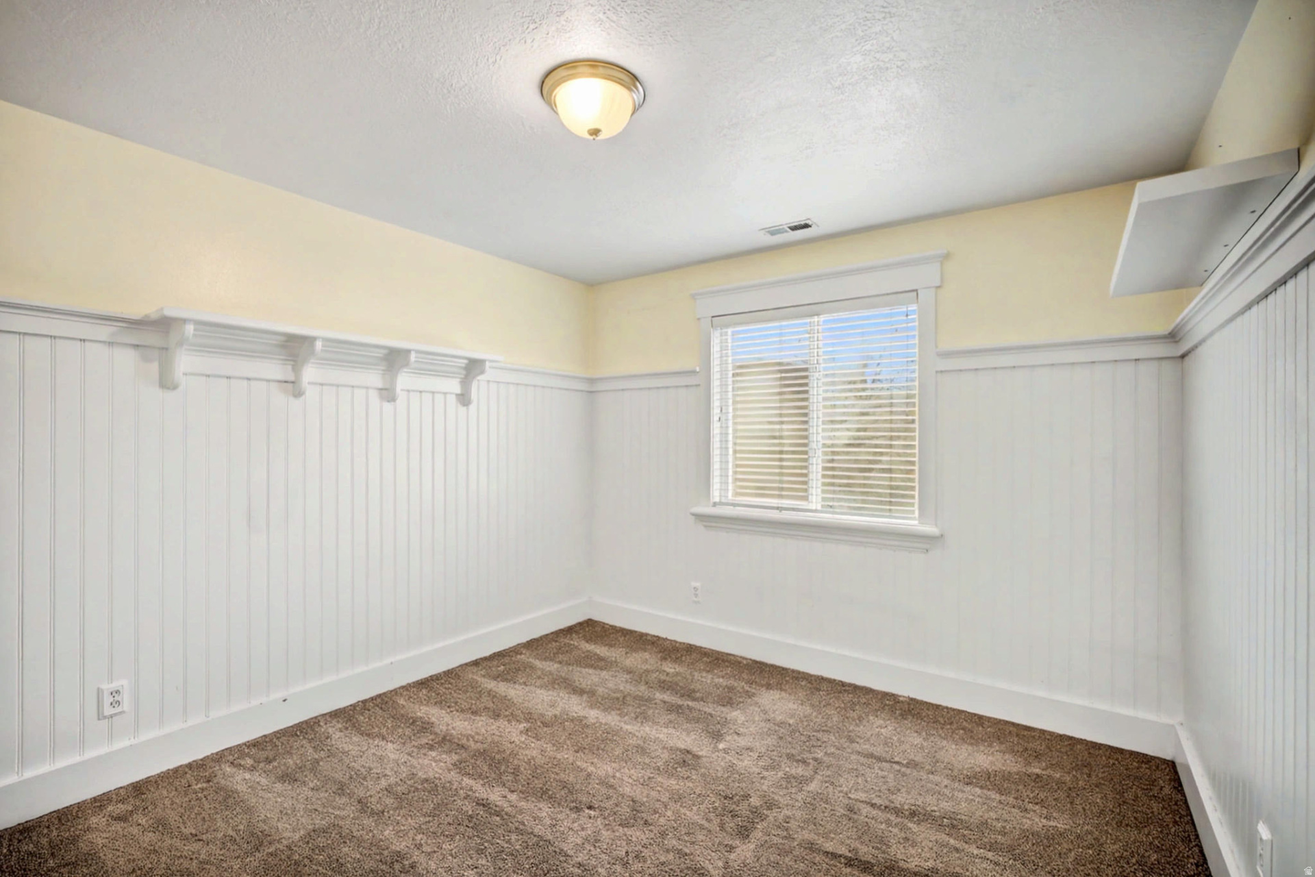 PILGRIMS LANDING - Residential Income