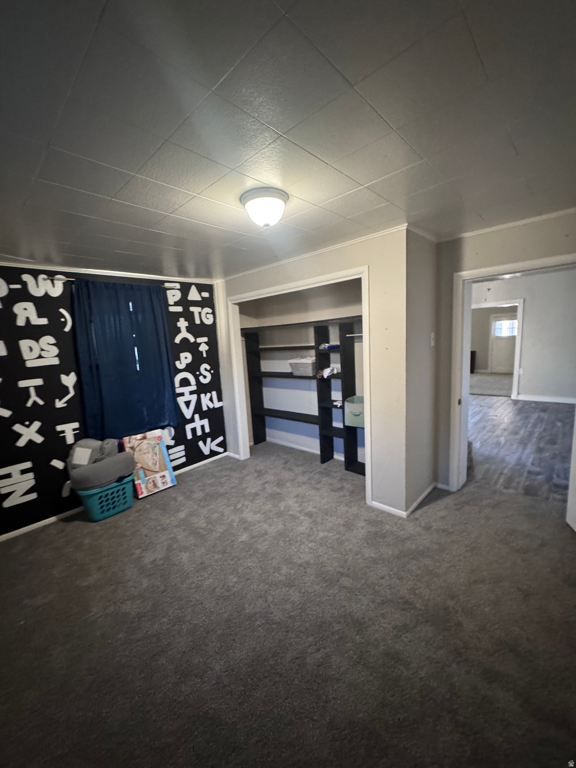 ROAD TAYLOR - Residential