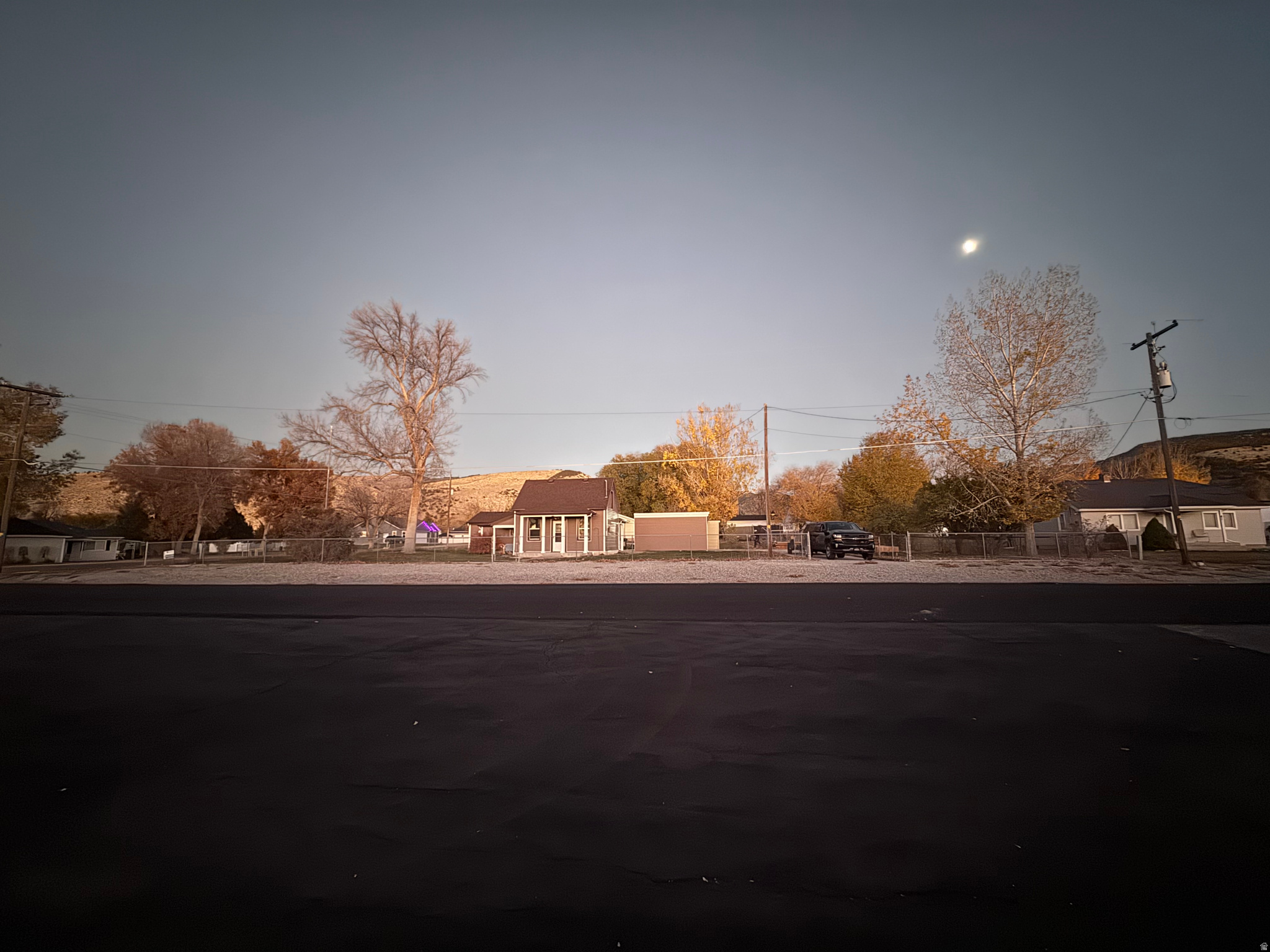 ROAD TAYLOR - Residential