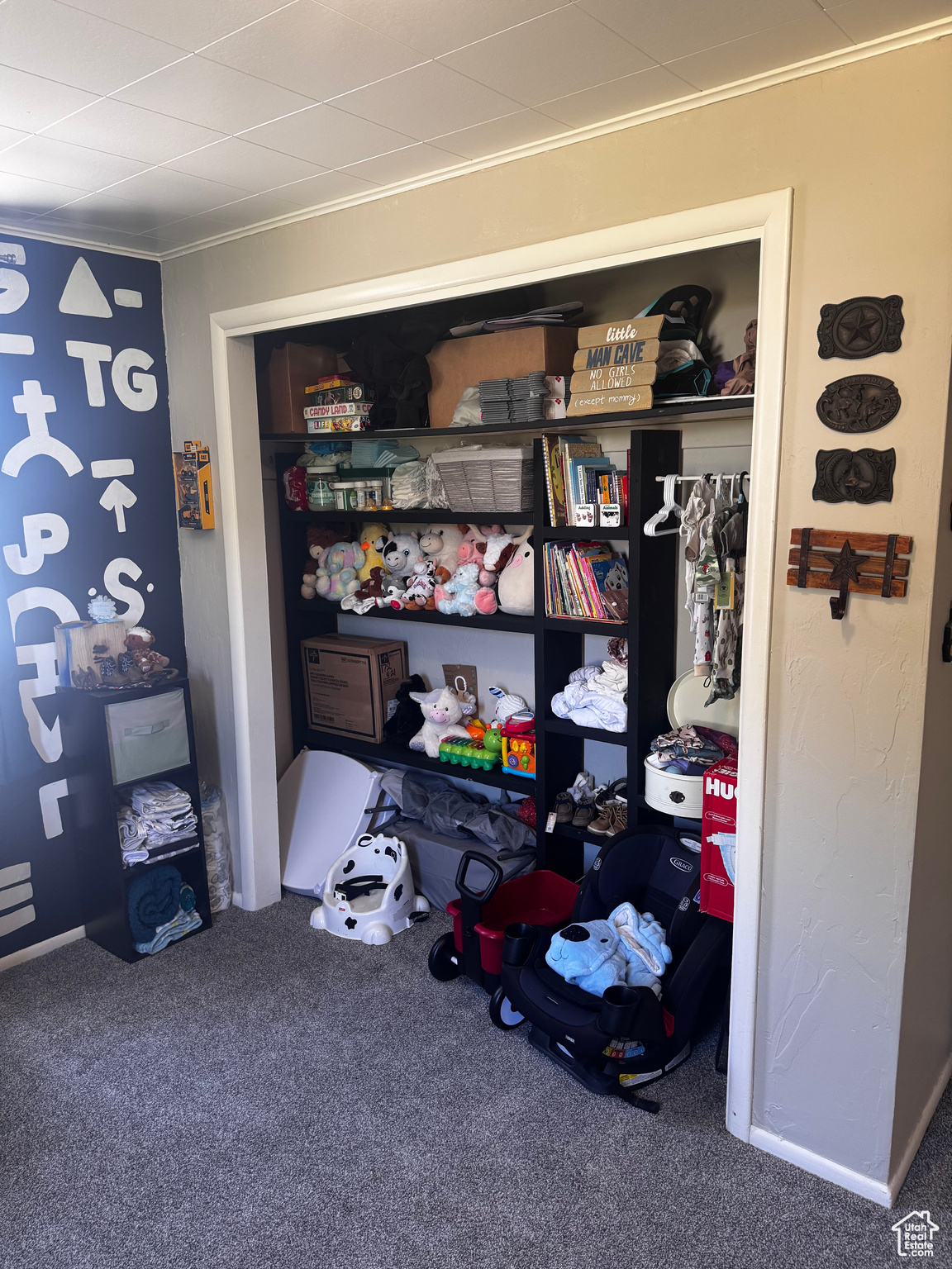 ROAD TAYLOR - Residential