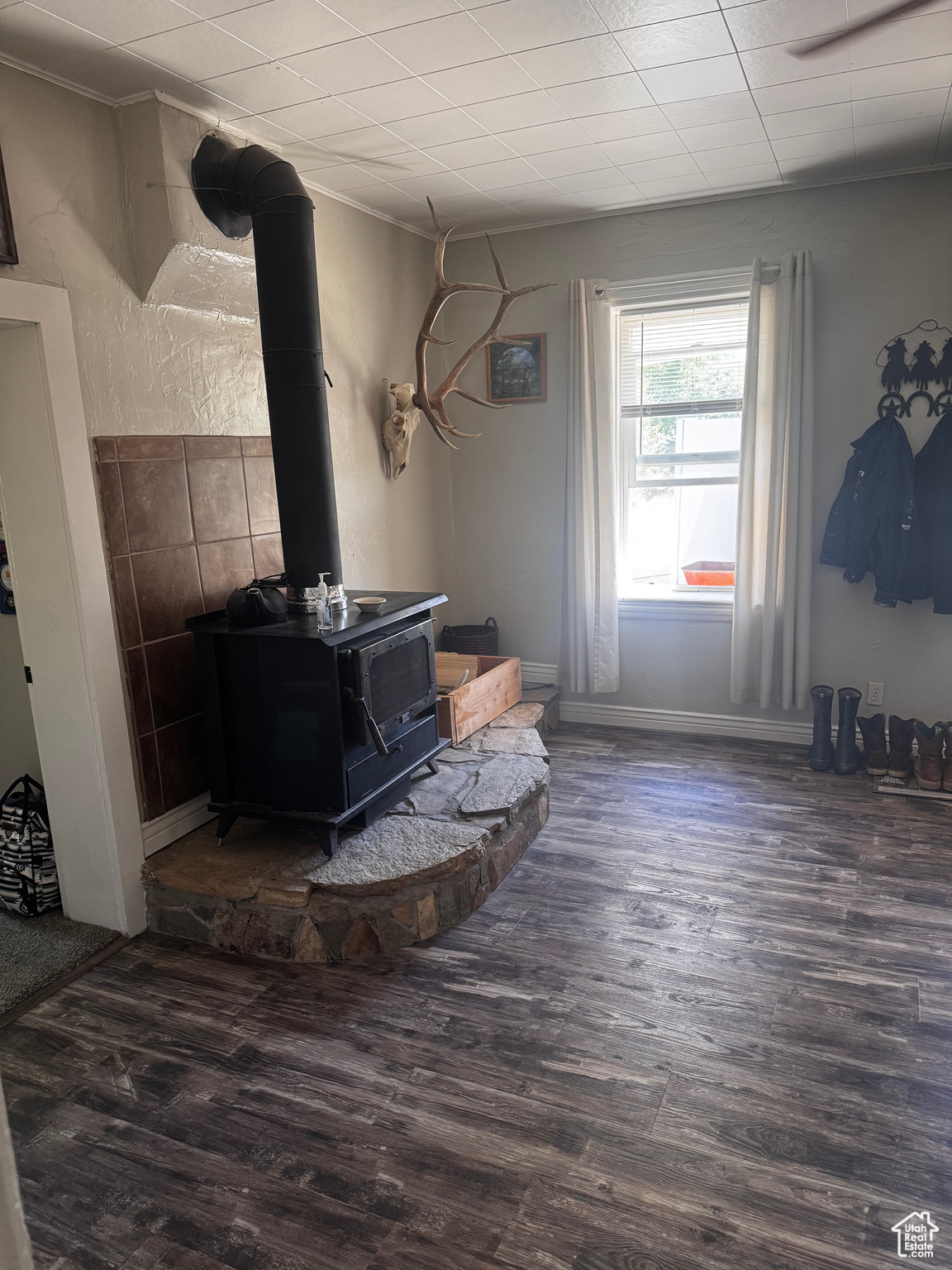 ROAD TAYLOR - Residential