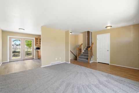 Tiny photo for 508 W 2700 S, Syracuse, UT 84075 (MLS # 2166711)