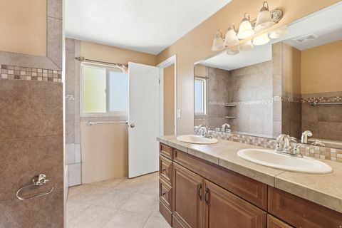 Tiny photo for 508 W 2700 S, Syracuse, UT 84075 (MLS # 2166711)