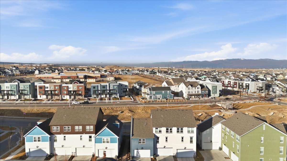 KENNECOTT DAYBREAK V - Residential