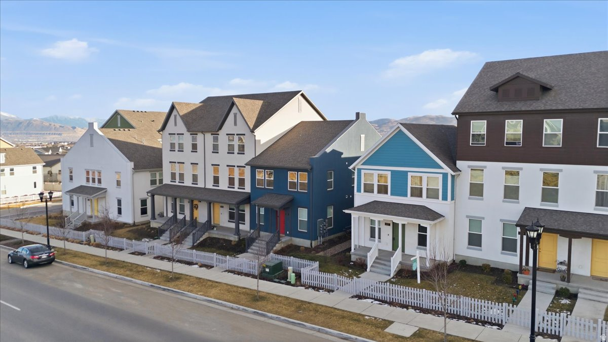 KENNECOTT DAYBREAK V - Residential