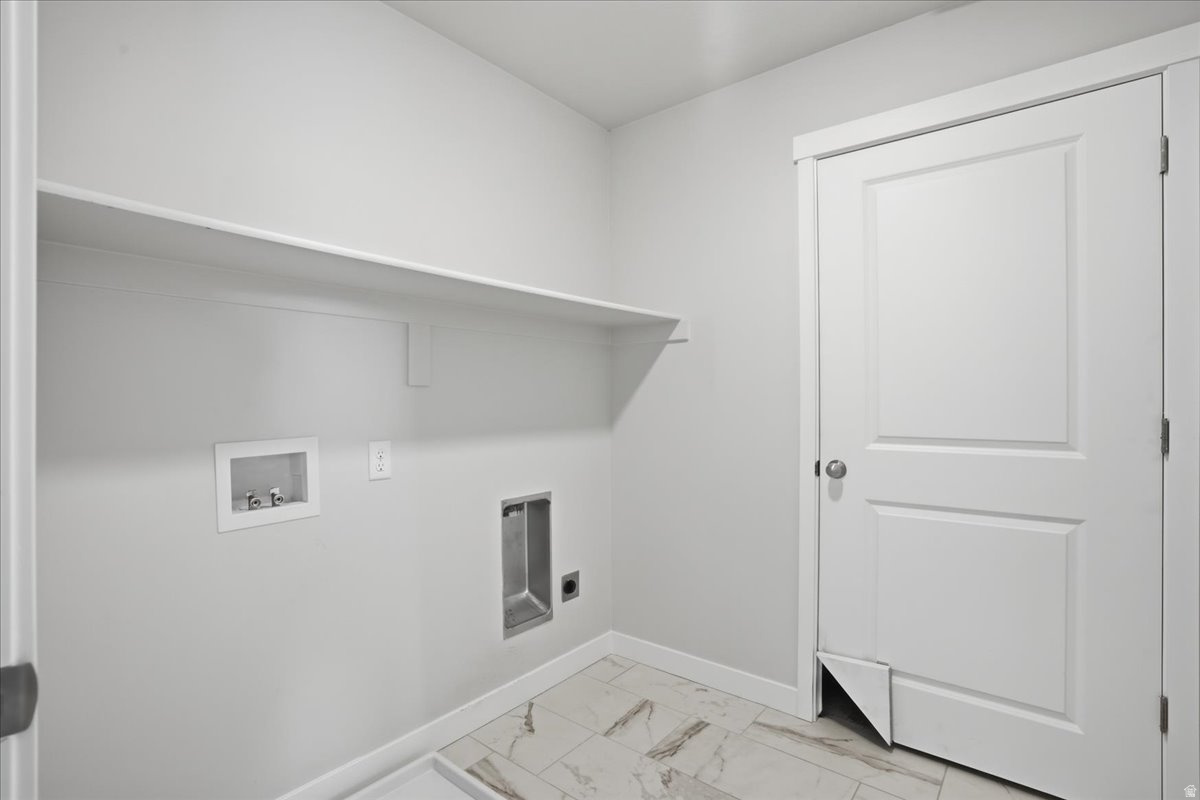 KENNECOTT DAYBREAK V - Residential