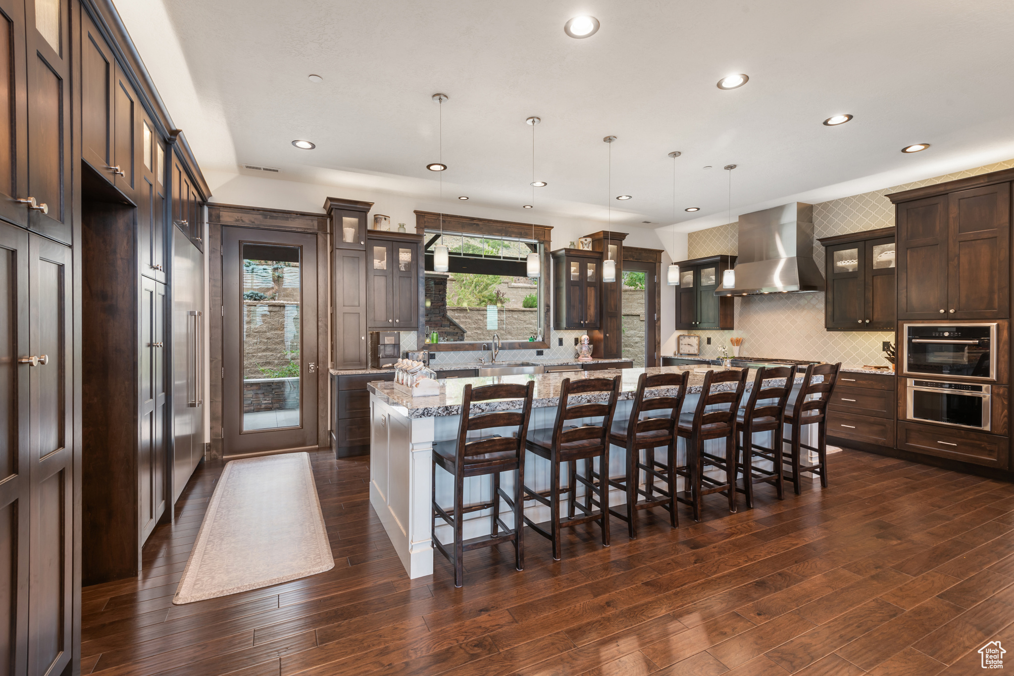 LOOKOUT RIDGE - Residential