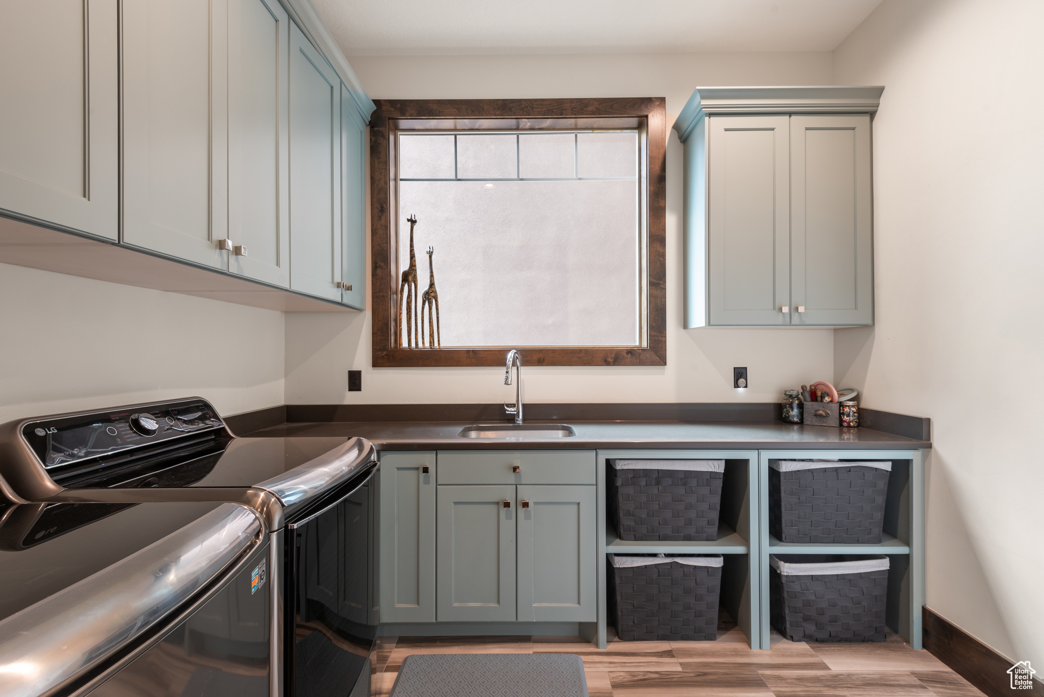 LOOKOUT RIDGE - Residential