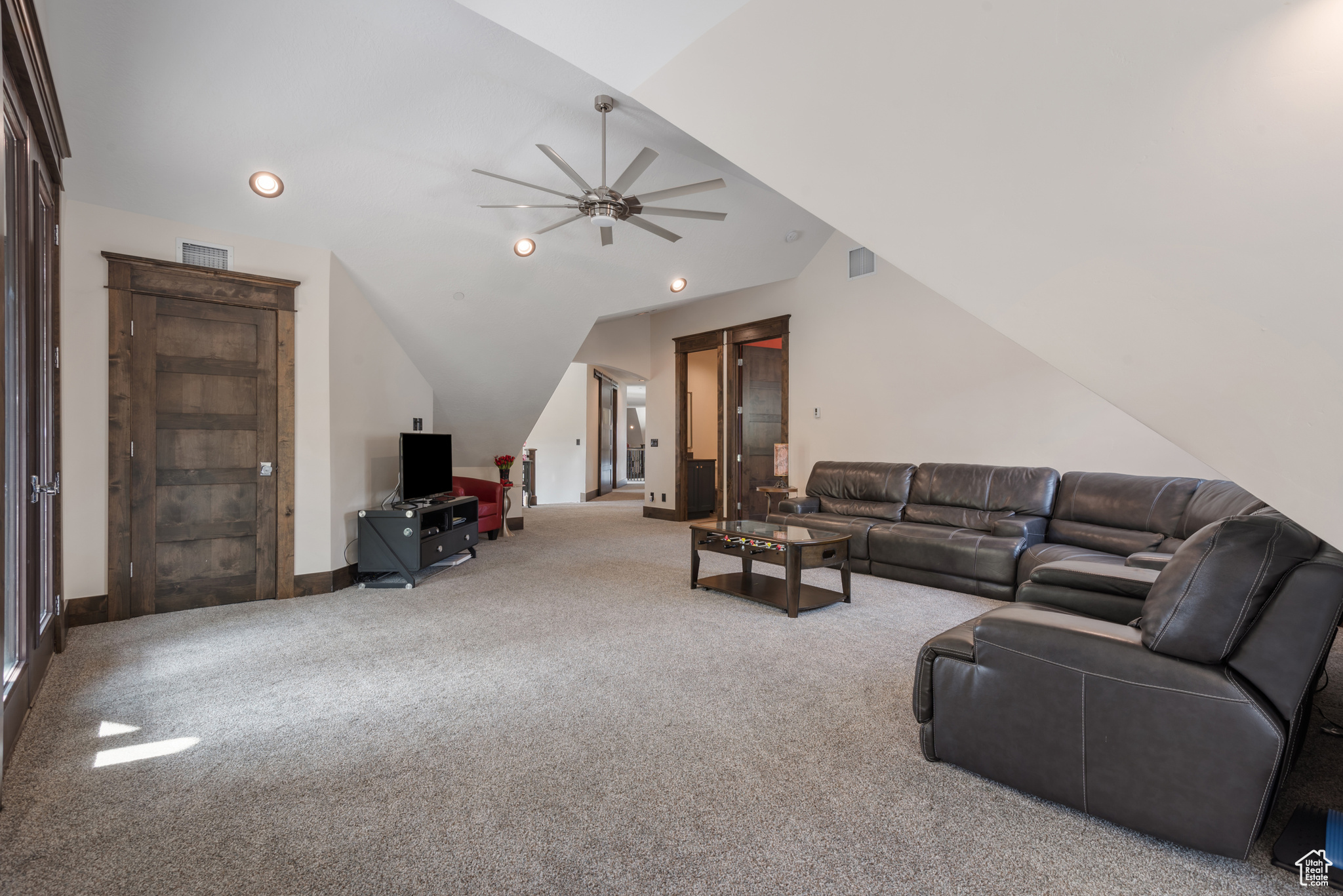 LOOKOUT RIDGE - Residential