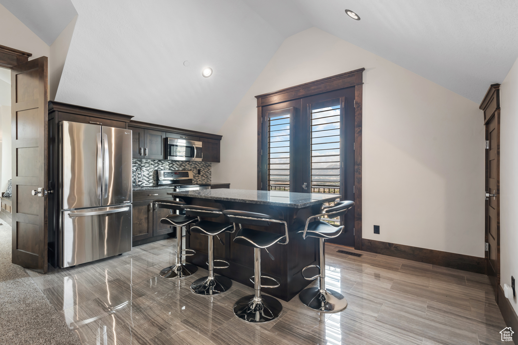 LOOKOUT RIDGE - Residential
