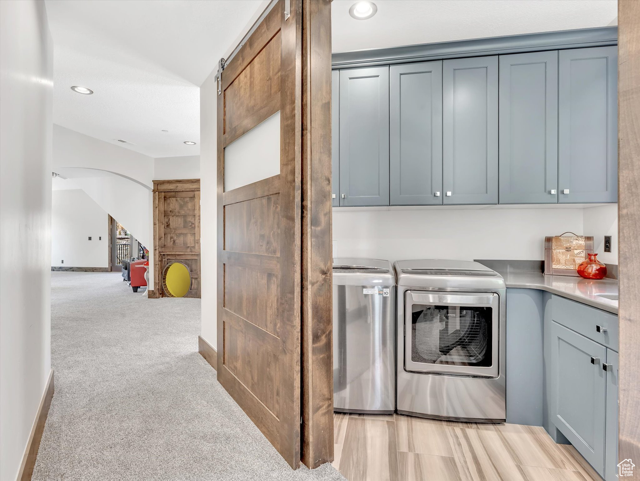 LOOKOUT RIDGE - Residential