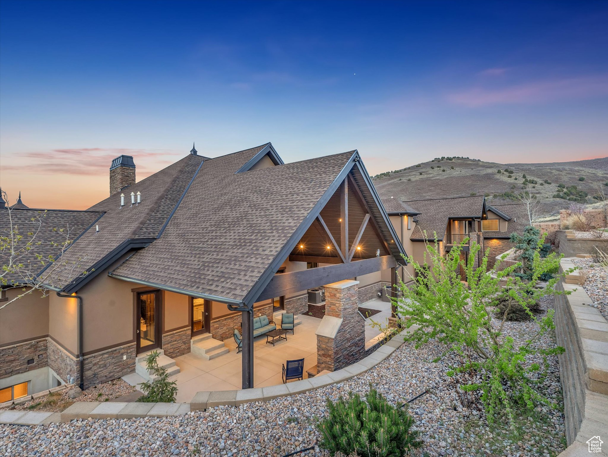 LOOKOUT RIDGE - Residential
