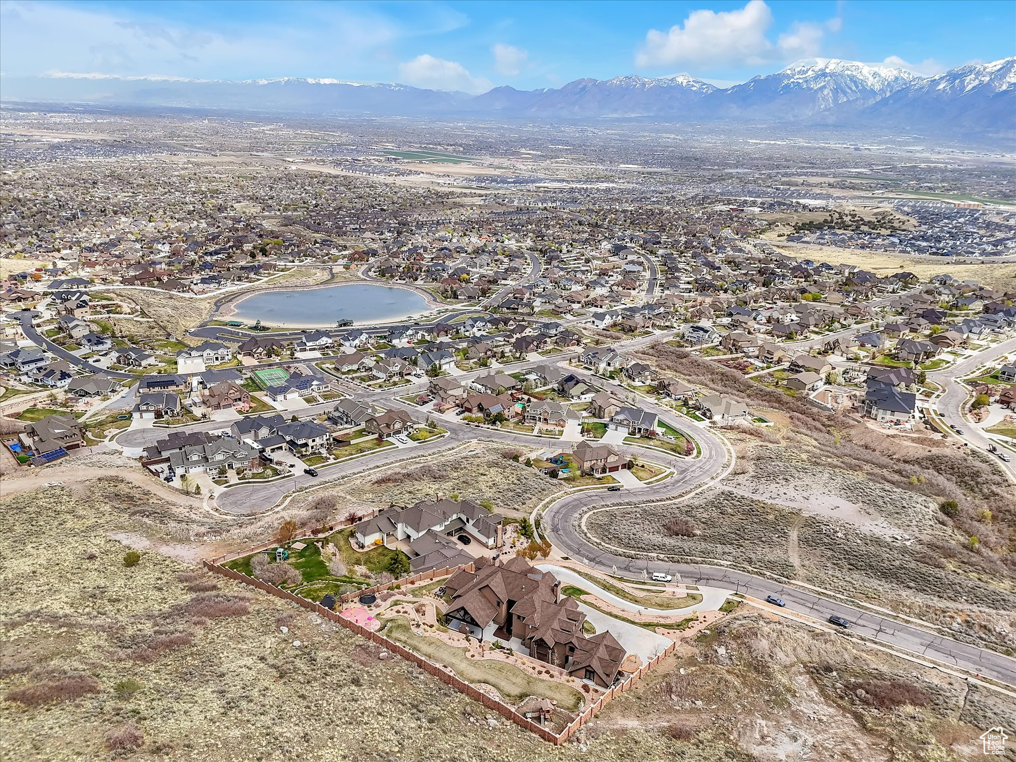 LOOKOUT RIDGE - Residential