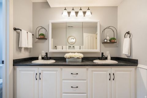 Tiny photo for 373 S SUNNY HILL CIR, Payson, UT 84651 (MLS # 2137787)