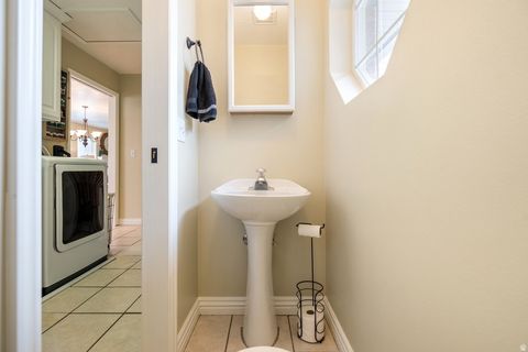 Tiny photo for 373 S SUNNY HILL CIR, Payson, UT 84651 (MLS # 2137787)