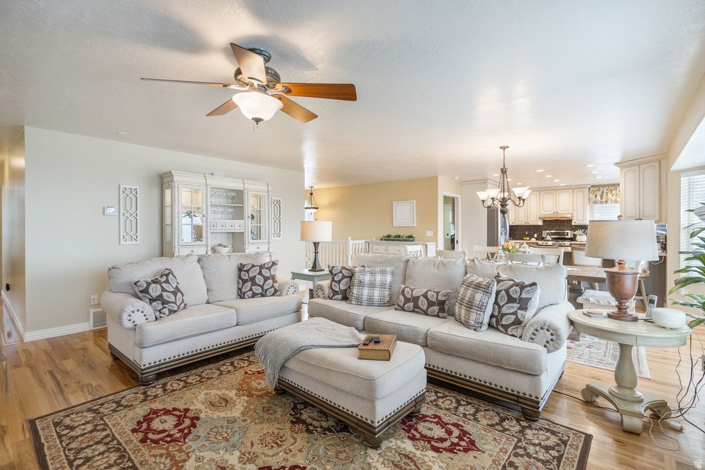 SUNNY CIRCLE - Residential