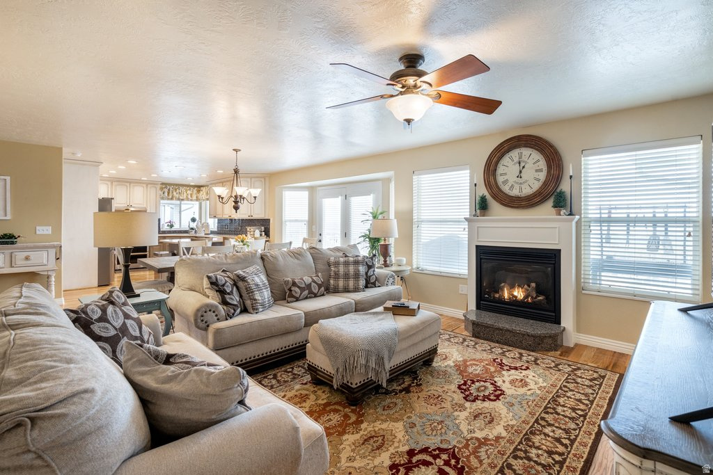 SUNNY CIRCLE - Residential