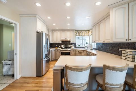 Tiny photo for 373 S SUNNY HILL CIR, Payson, UT 84651 (MLS # 2137787)