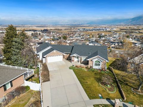 Tiny photo for 373 S SUNNY HILL CIR, Payson, UT 84651 (MLS # 2137787)