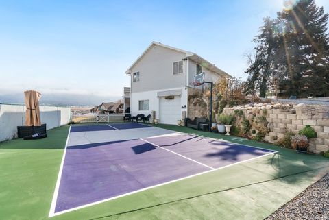 Tiny photo for 373 S SUNNY HILL CIR, Payson, UT 84651 (MLS # 2137787)