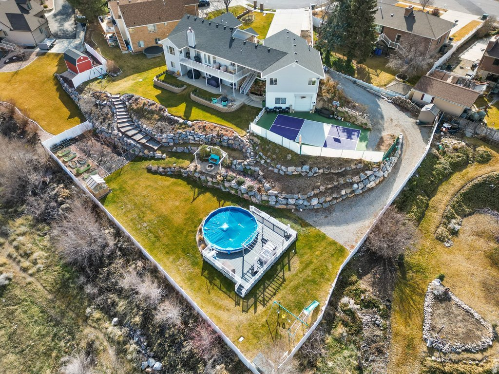 SUNNY CIRCLE - Residential