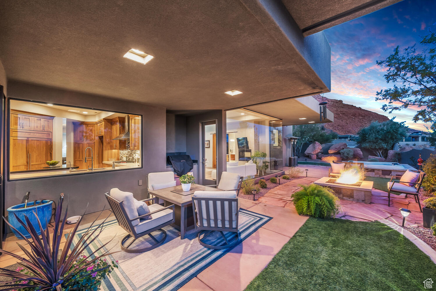 VISTAS AT ENTRADA PH 1 - Residential