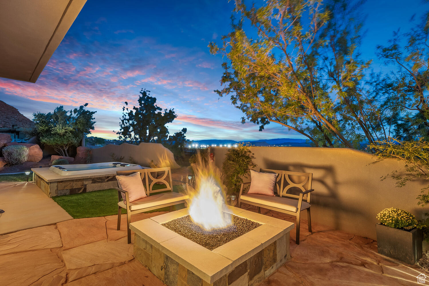 VISTAS AT ENTRADA PH 1 - Residential