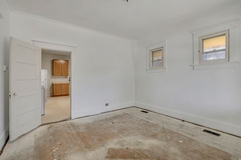 Tiny photo for 1963 S LAKE ST, Salt Lake City, UT 84105 (MLS # 2121619)