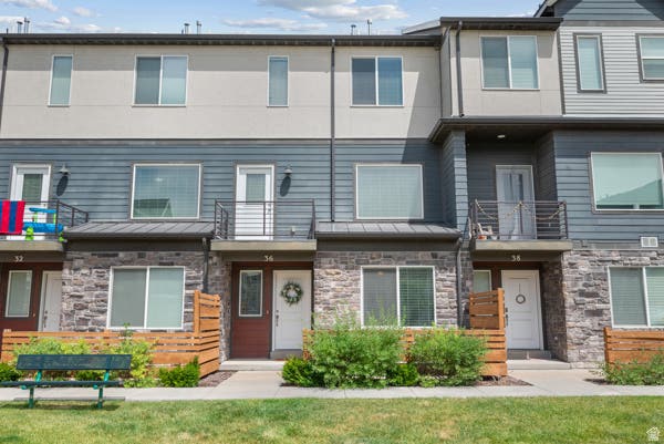 Photo of 36 S 1700 W, Pleasant Grove, UT 84062 (MLS # 2166410)