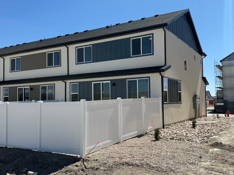 TOWNS AT BRYLEE FARMS - Residential