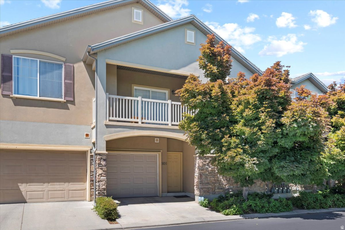 PEMBERLEY @ ROBINSONS GROVE CONDO - Residential