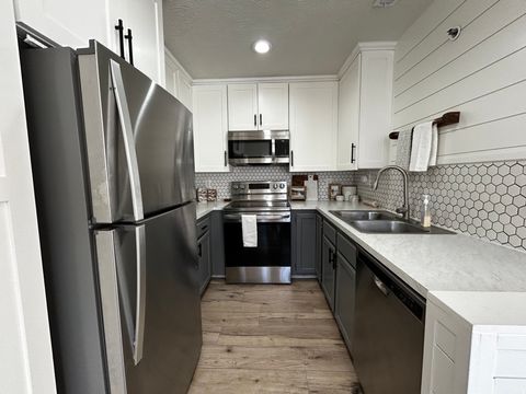 Tiny photo for 608 S 500 W #3, Provo, UT 84601 (MLS # 2161775)
