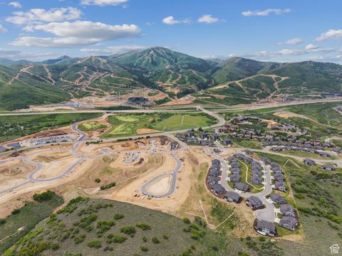 Tiny photo for 1121 W VOS CIR #101, Heber City, UT 84032 (MLS # 2114920)