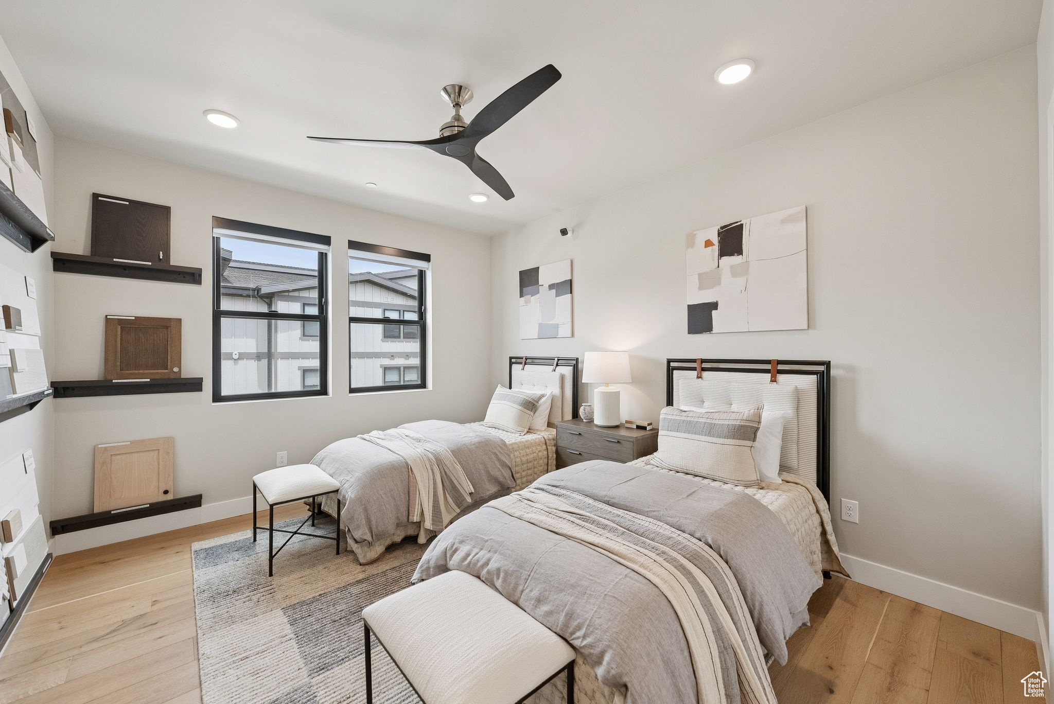 MAYFLOWER LAKESIDE - Residential