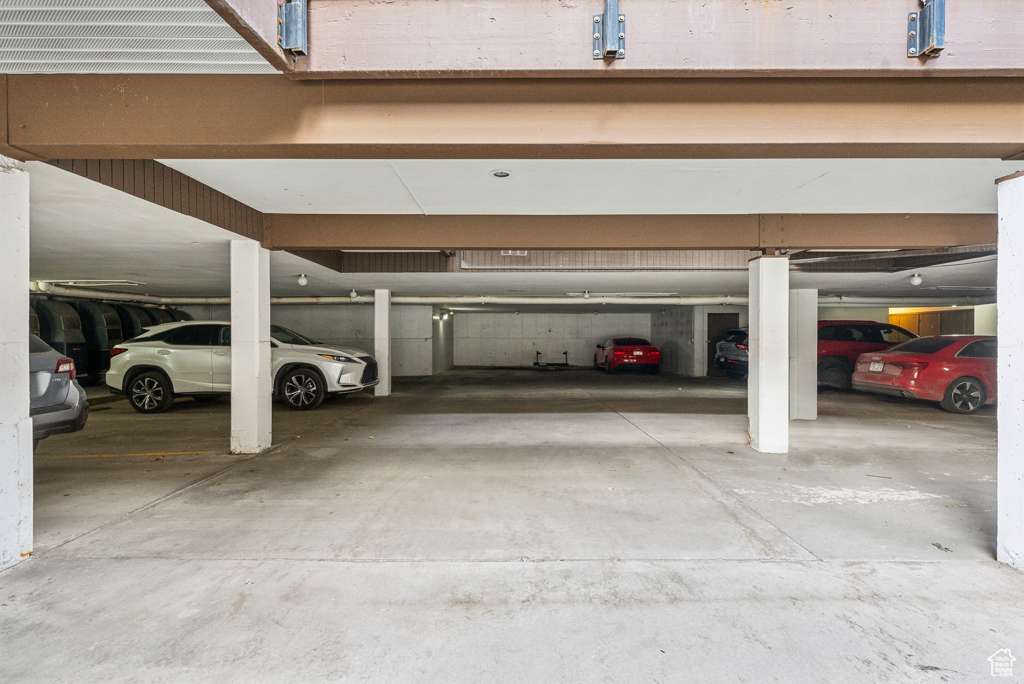 OAKWOOD GARDENS - Residential