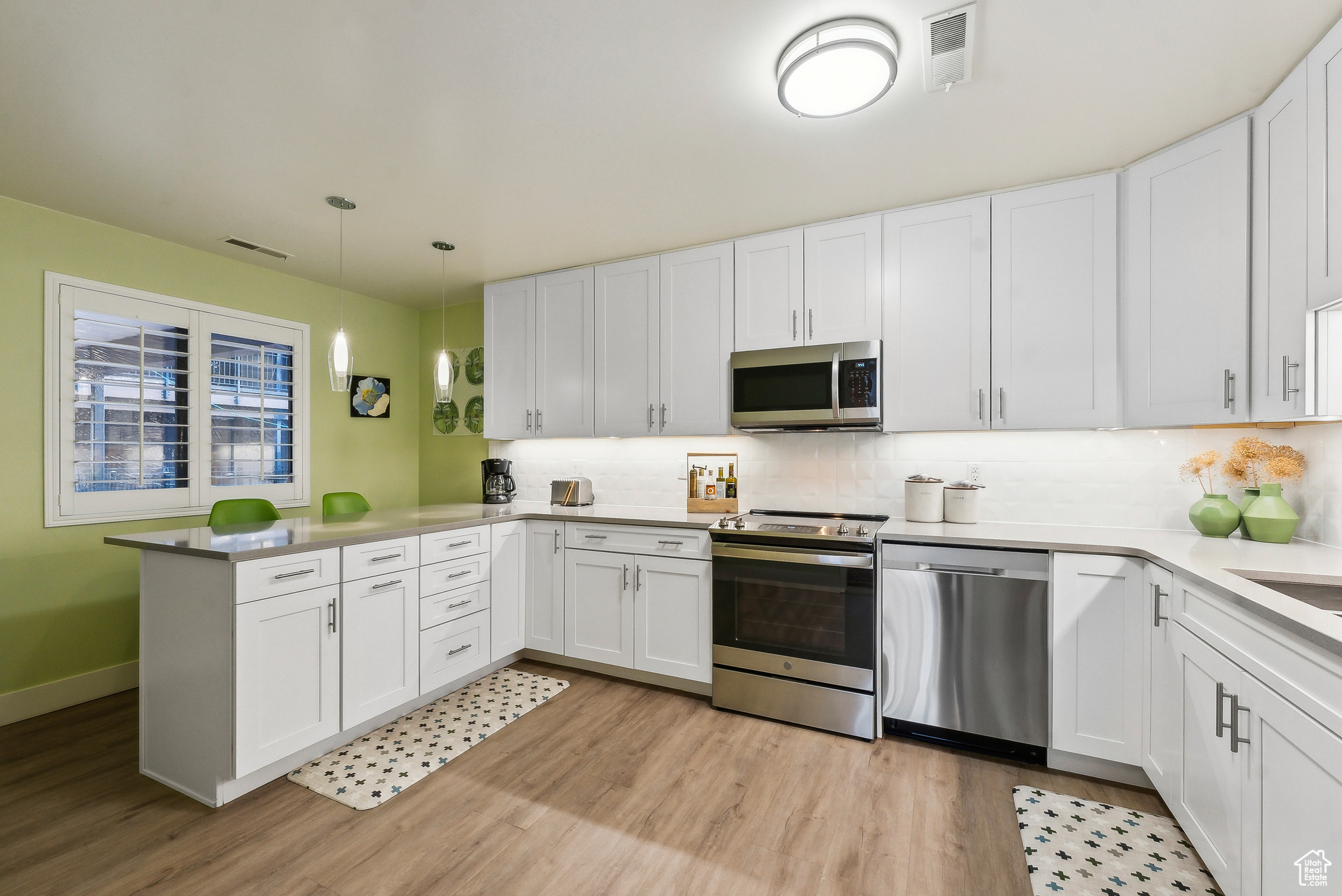 OAKWOOD GARDENS - Residential
