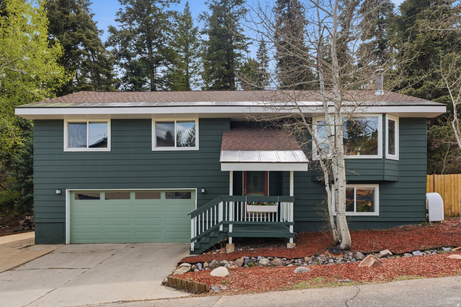 SUMMIT PARK - Residential