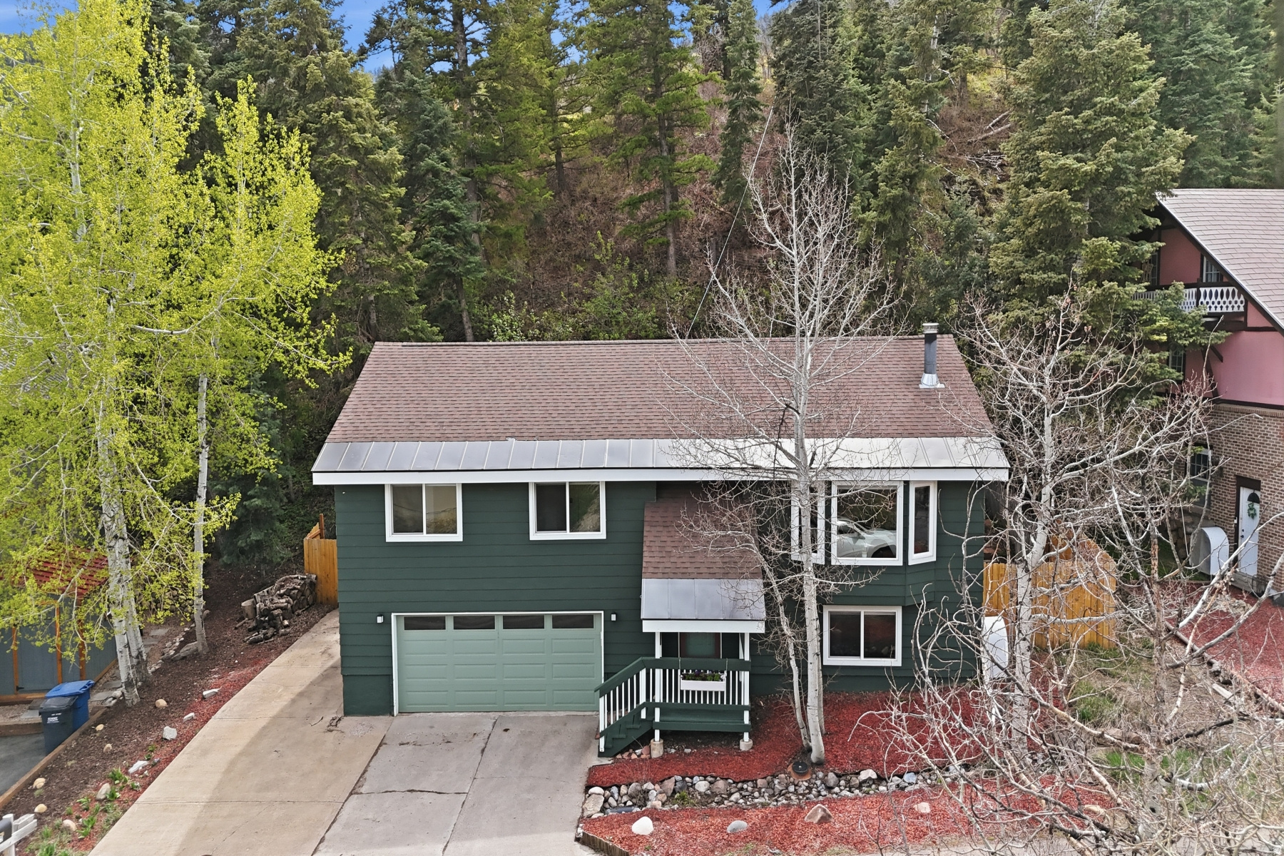 SUMMIT PARK - Residential