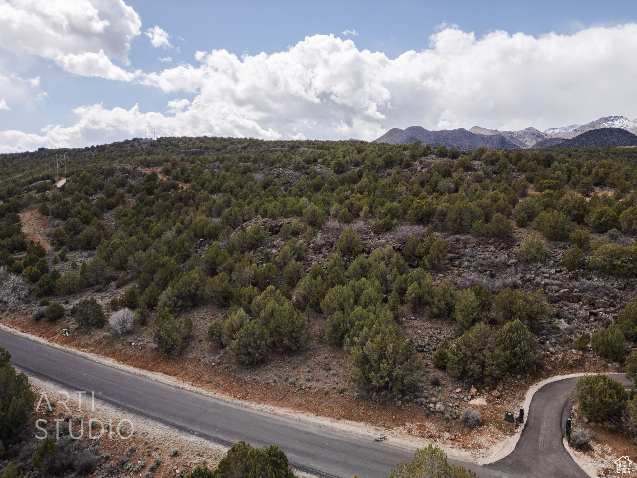 3024 S Juniper Way, New Harmony, Utah image 3