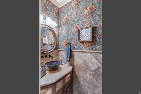 Tiny photo for 960 E PAR THREE CIR, Fruit Heights, UT 84037 (MLS # 2148775)