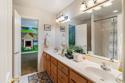 Tiny photo for 960 E PAR THREE CIR, Fruit Heights, UT 84037 (MLS # 2148775)